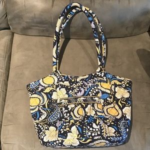 Vera Bradley handbag in Ellie Blue